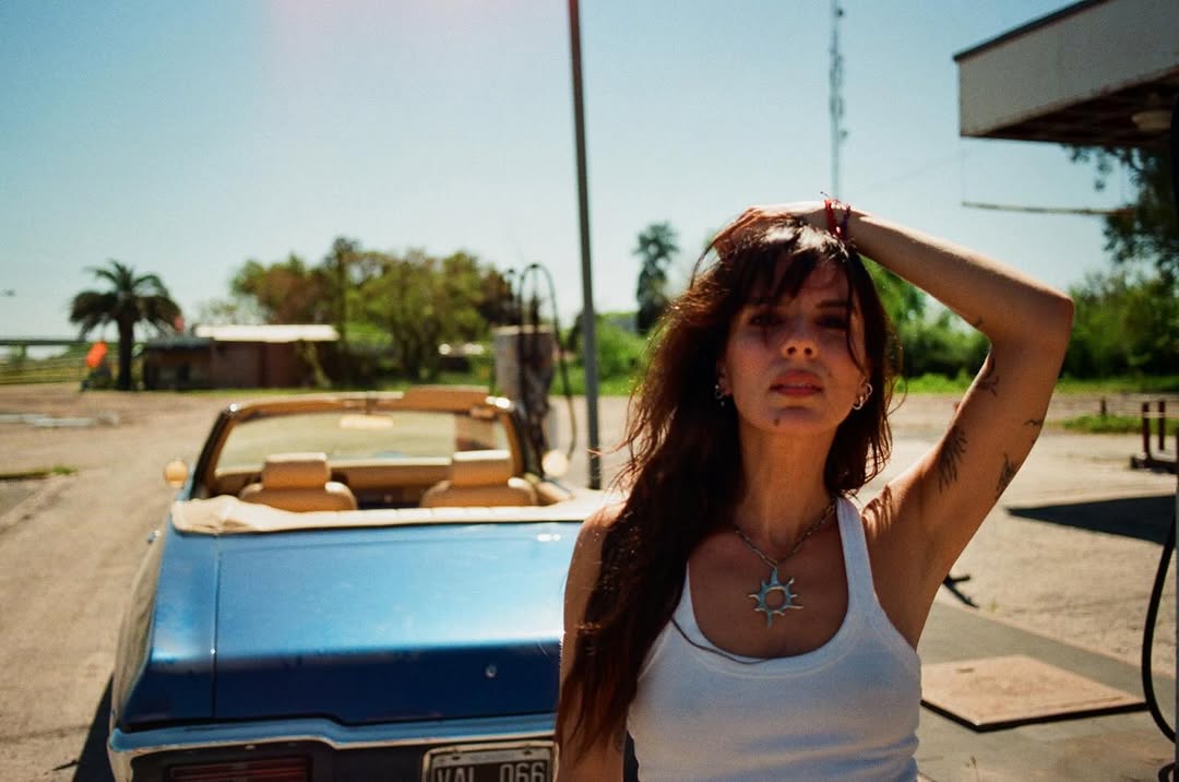 La foto “viral” de Gimena Accardi junto a un joven cantante al que estaría conociendo