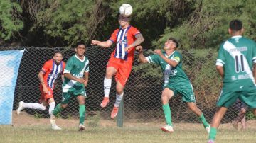 Unión Santiago se recuperó con una goleada ante Los Verdes