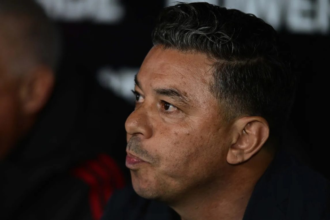 Momento de silencio en River: Gallardo suspendió la conferencia y no dio declaraciones