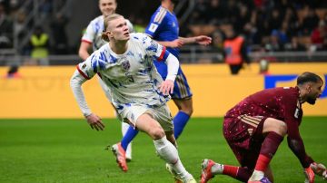 Noruega goleó, clasificó al mundial y mandó a Italia al repechaje