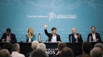 Kicillof logró dictamen por el Presupuesto: sigue el debate por el endeudamiento