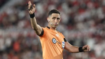 El tendencioso posteo de Olé sobre el árbitro Arasa tras al triunfo de Central Córdoba ante San Lorenzo