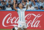 En una definición para el infarto, Racing derrotó a River en Avellaneda y se metió en cuartos de final