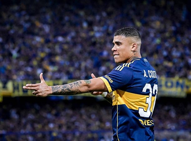 Boca pegó de entrada, lo aguantó y derrotó a Argentinos para meterse en las semifinales