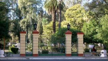 Lunes caluroso con 30 grados de máxima y fuertes vientos por la tarde