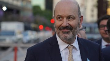 Sturzenegger asegura que la desregulación en cuotas de colegios dará previsibilidad