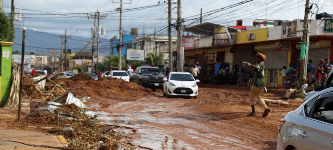 Desesperación en Jamaica tras la devastación causada por el huracán Melissa