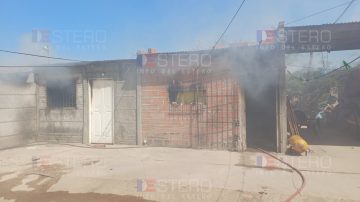 Pánico en el Barrio Jerusalén: un incendio dejó a una mujer de 72 años en crisis