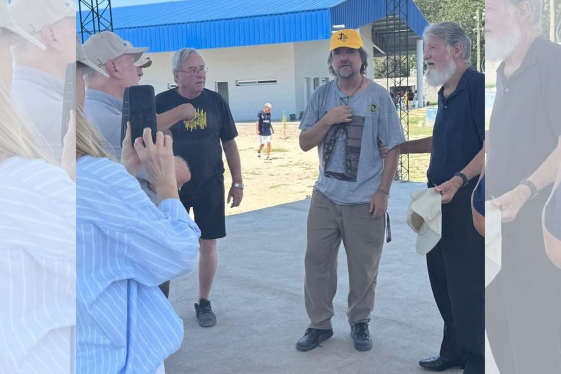El Padre Pedro Opeka visitó el Hogar Madre del Puente