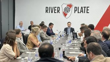 El cambio de paradigma en los futuros contratos de River: 60/40