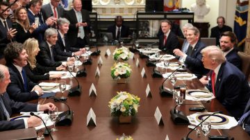 Acuerdo con EE.UU; se implementará por partes y el Gobierno busca cerrar reunión con Trump