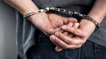 Fernández: llegó borracho, golpeó a su sobrino y terminó demorado