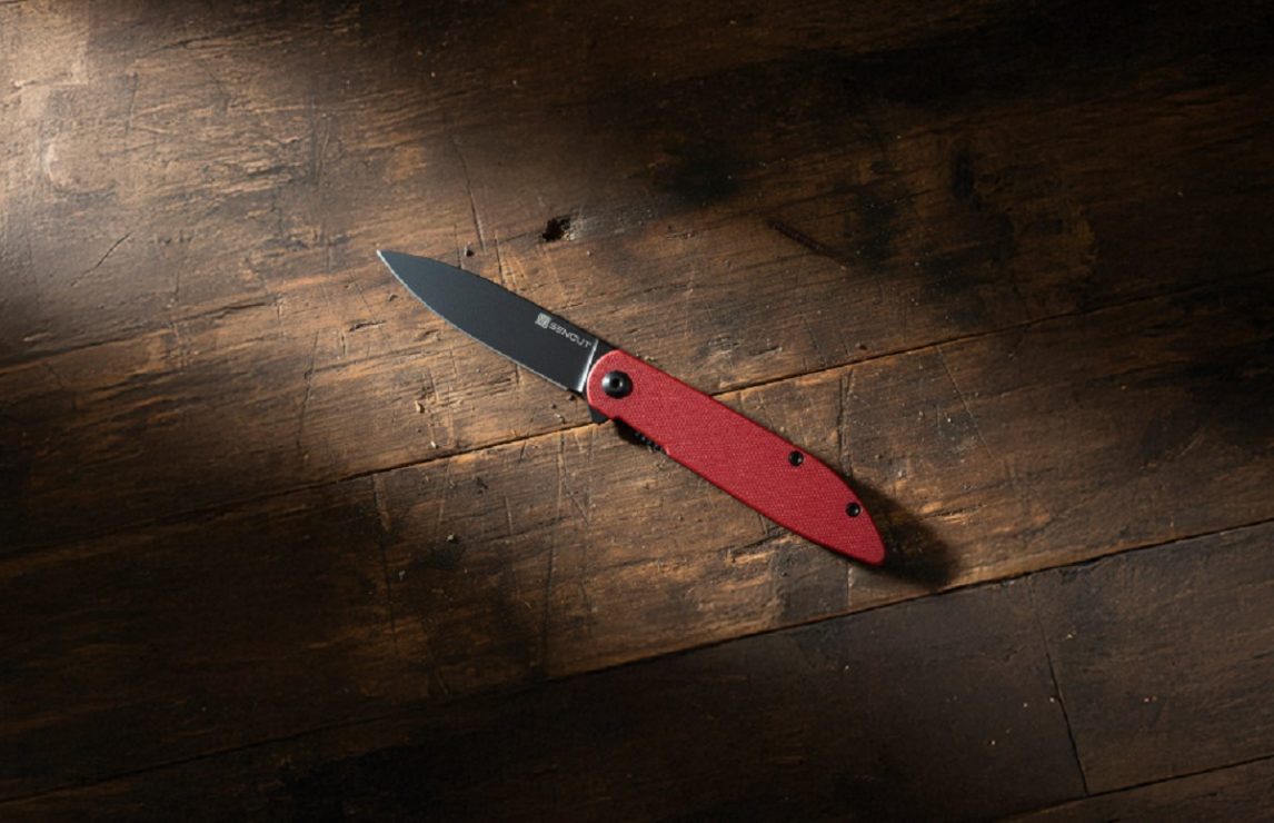 Una mujer atacó con una navaja a su ex pareja tras encontrarlo en un boliche de Fernández