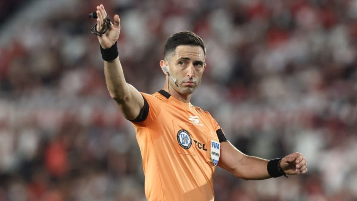 El polémico Nazareno Arasa dirigira el cruce entre Central Cordoba y San Lorenzo