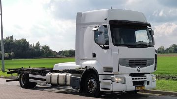 Vendió un camión, le pagaron con cheques sin fondos y encontró al vehículo retenido por la Policía Federal