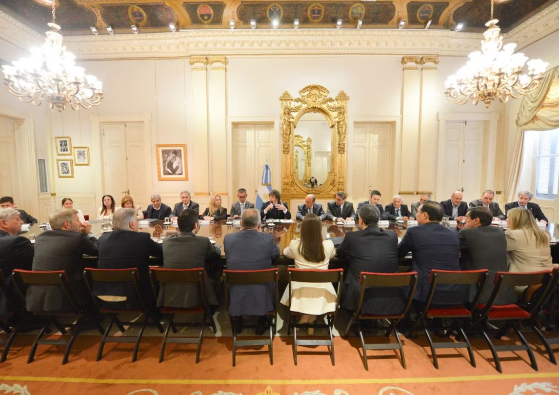 Cumbre de gobernadores en Casa Rosada, cuando Santilli complete sus reuniones “mano a mano”
