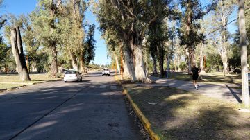 Logran salvar a un hombre que intentaba desistir de su vida en la Costanera