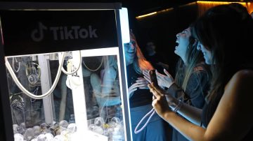 TikTok cierra 2025 con un boom histórico: números altísimos de usuarios y videos en Argentina