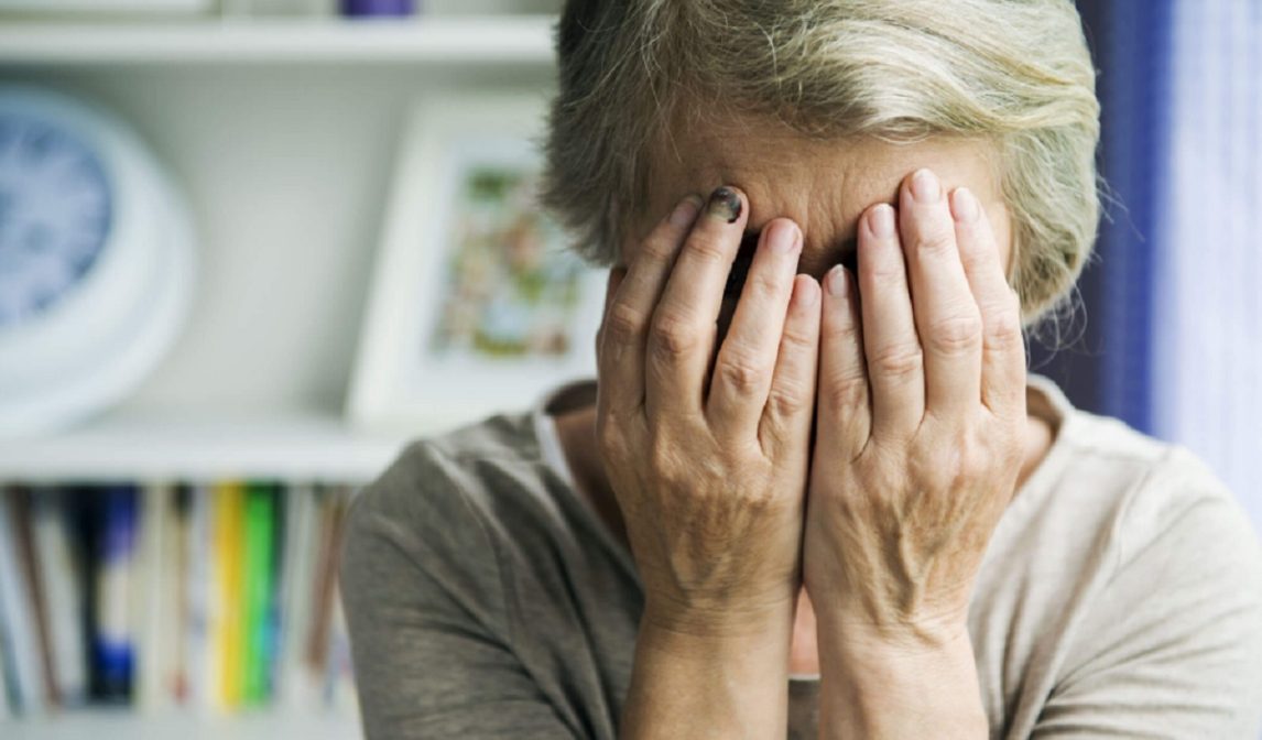 Se ganó la confianza de una jubilada y cuando no le quiso dar dinero la sometió a una brutal paliza