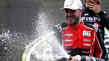 Agustín Canapino hizo historia: se consagró campeón del Turismo Carretera por quinta vez