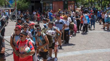 Récord de vehículos y peregrinos para la festividad de la Virgen del Valle