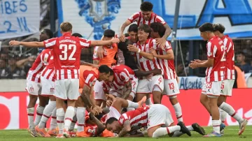 Un viejo conocido amenaza a Racing en la final: el ex que puede cumplir la ley