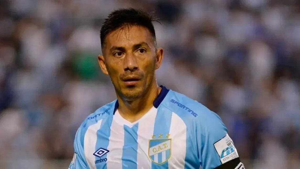 Escándalo en Atlético Tucumán: Guillermo Acosta denunció malos tratos tras ser apartado del plantel