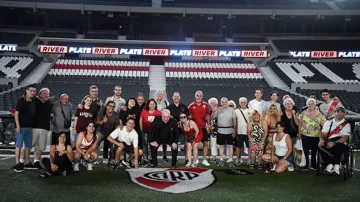 Con la presencia de sus leyendas, River cerró el 2025 junto a sus socios en el Monumental