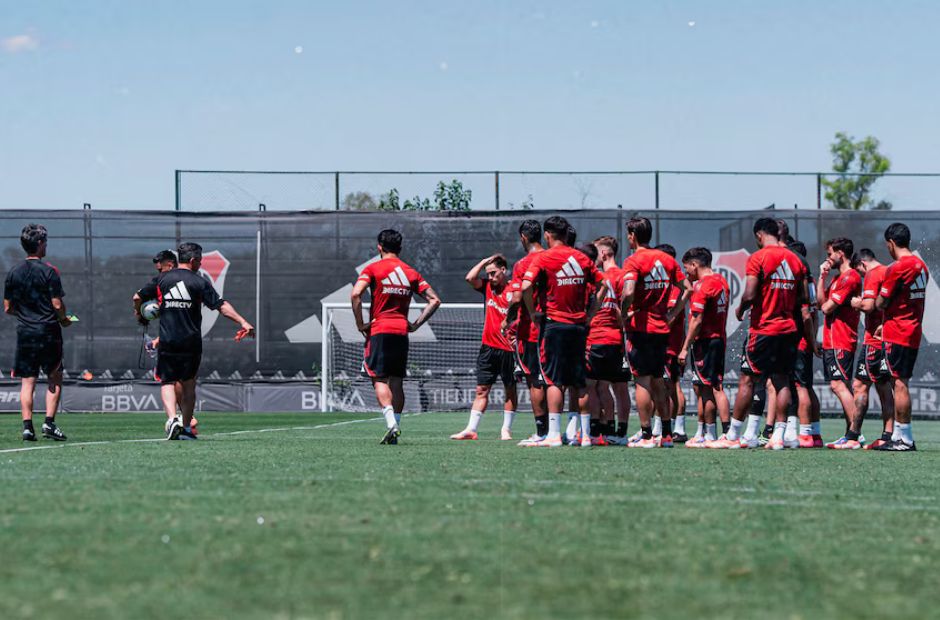 Operación 2026: River pone primera con Fausto Vera y un adiós masivo de referentes