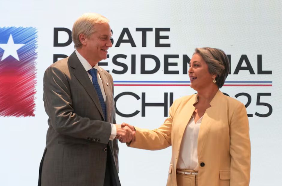 Izquierda y ultraderecha polarizan el balotaje en Chile