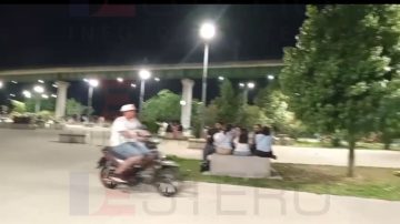 Preocupación por motociclistas que circulan a alta velocidad por el Paseo de los Foodtrucks