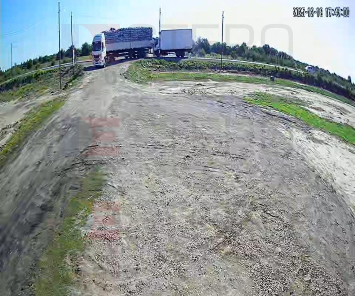 VIDEO | El momento exacto del choque entre dos camiones en la RN 34: uno de ellos transportaba carbón