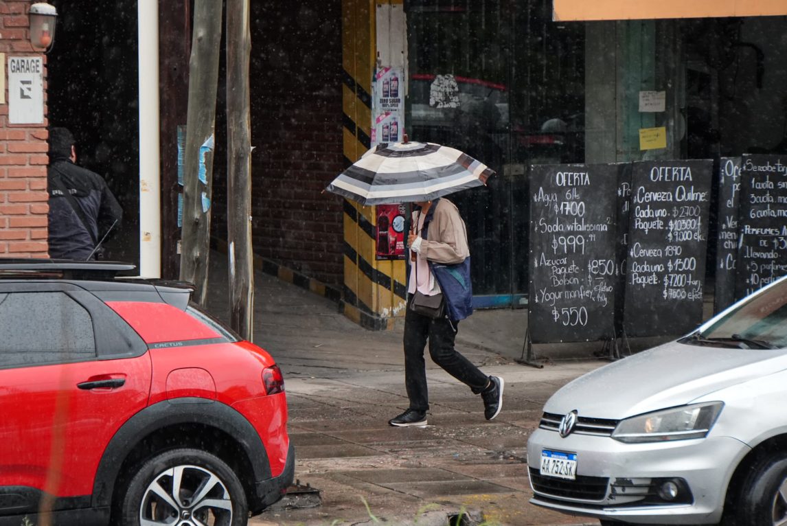 Fin de semana pasado por agua: Anticipan tormentas fuertes para la provincia