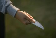 Adolescente de 15 años agredido y amenazado con cuchillo en plena calle de Las Termas