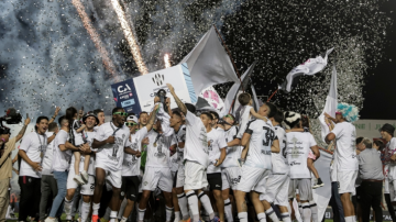 A un año de la consagración en la Copa Argentina, proponen declarar el 11 de diciembre como el “Día del Hincha Ferroviario”