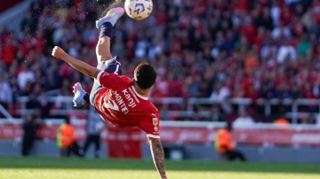 Santiago Montiel ganó el Premio Puskas con un gol inolvidable: el video