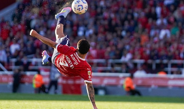 Santiago Montiel ganó el Premio Puskas con un gol inolvidable: el video