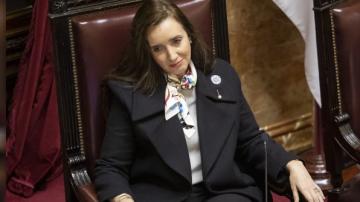 Victoria Villarruel cruzó al biógrafo de Javier Milei: “Rezo por él y por todos los que sufren y hacen sufrir a otros”