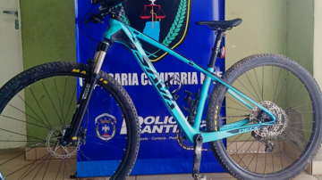 Compró a $20.000 una bicicleta valuada en $2 millones: vio que era robada y la entregó a la policía