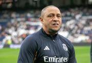 El exfutbolista Roberto Carlos fue operado de urgencia por una falla cardíaca
