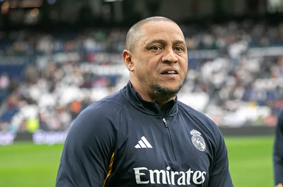 El exfutbolista Roberto Carlos fue operado de urgencia por una falla cardíaca