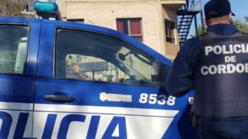 Detienen a una madre tras encontrar el cuerpo de su hija debajo la cama