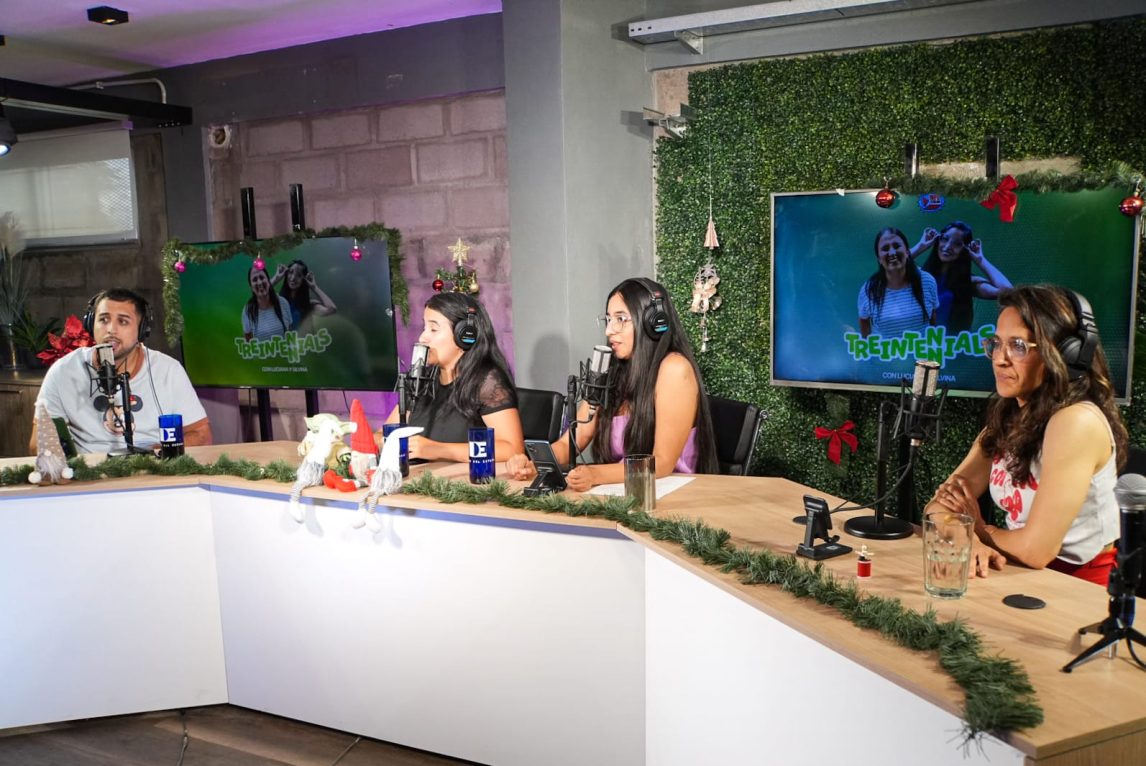 Qué soñábamos y cómo vestíamos en los 2000, un programa de Treintennials para identificarse