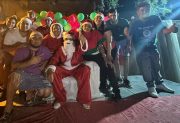 Papá Noel de caravana: la iniciativa familiar que lleva regalos y sonrisas a miles de niños por toda la ciudad
