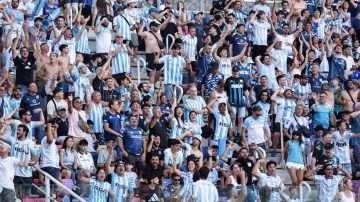 Éxtasis y color en el Único: la fiesta de las hinchadas esperando el partido