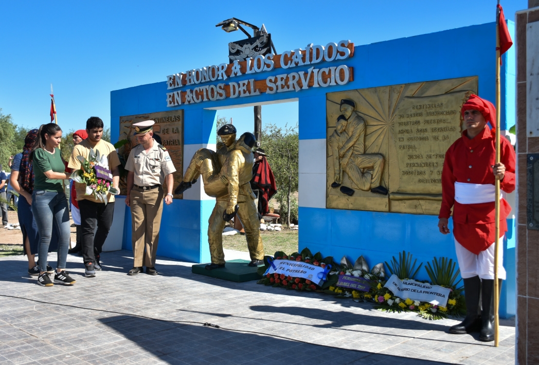 Gendarmería rindió homenaje a los 43 Caídos de Rosario de la Frontera