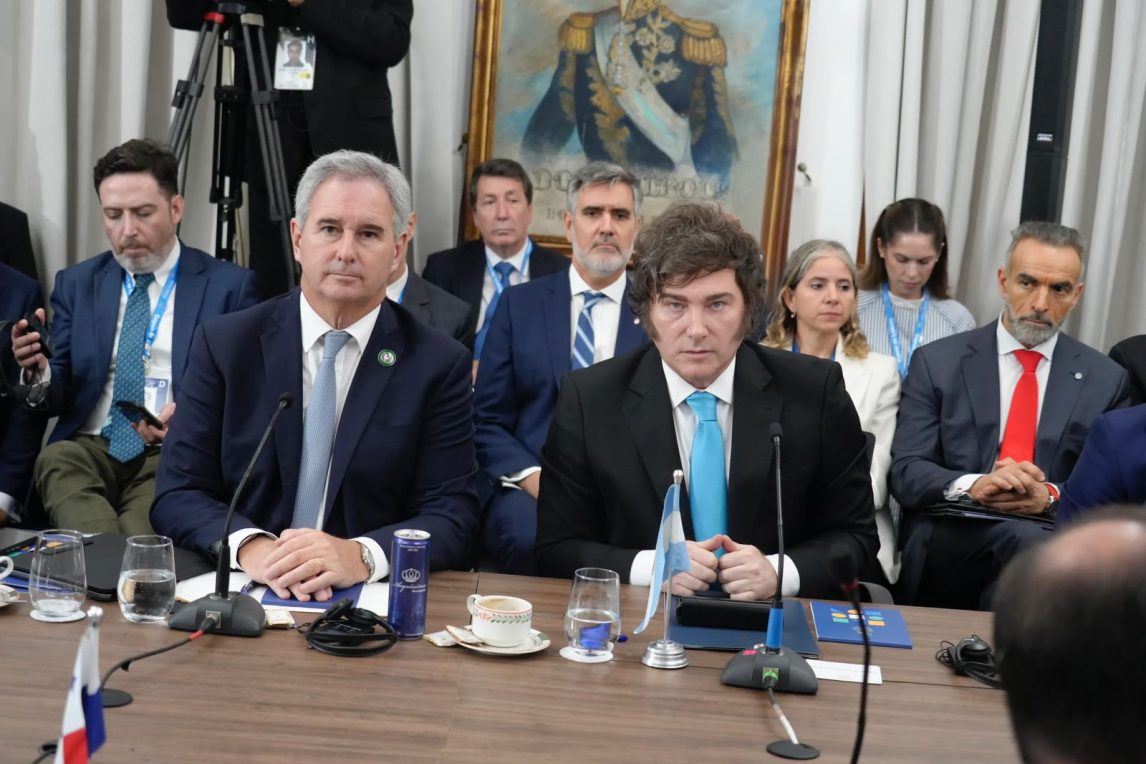 Javier Milei emplazó al Mercosur a definir si va a luchar por “el cambio que nuestros países necesitan y exigen”