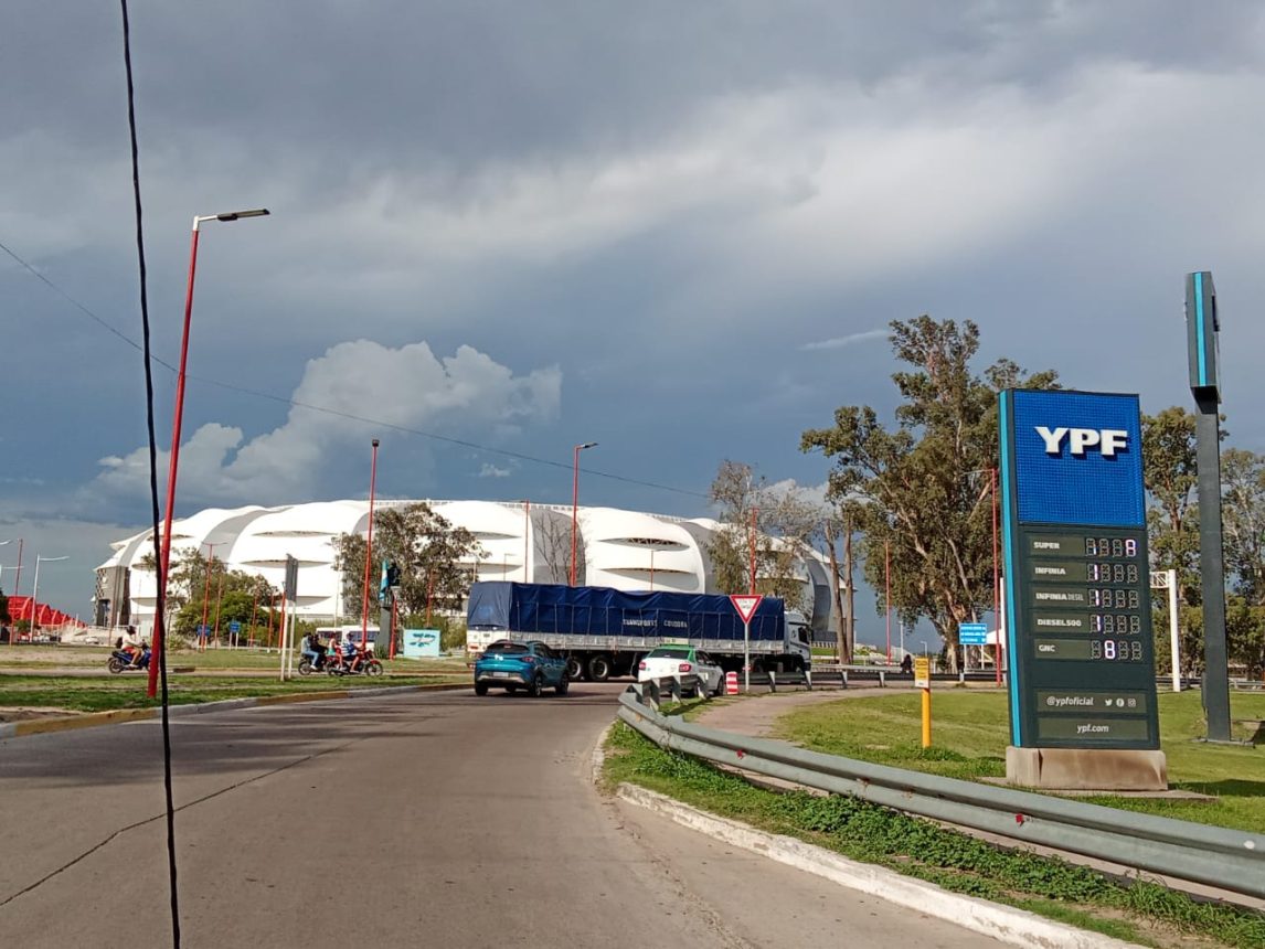 Santiago del Estero es un horno: 45° de sensación térmica y alerta por tormentas con fuertes ráfagas