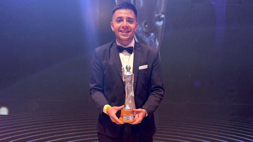 Santiago Díaz ganó el Olimpia de Plata y fue el mejor deportista de cestoball del país