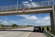 Alarma en zona sur: un empleado estatal intentó arrojarse del puente de la Circunvalación